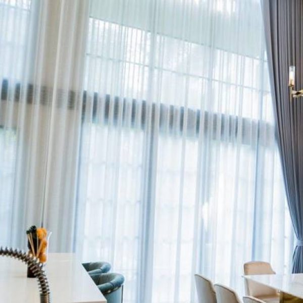 ทำความรู้จัก 'ผ้าม่านไฟฟ้า' ทำงานอย่างไร มีประโยชน์มากน้อยแค่ไหน ราคาสูงไหม?