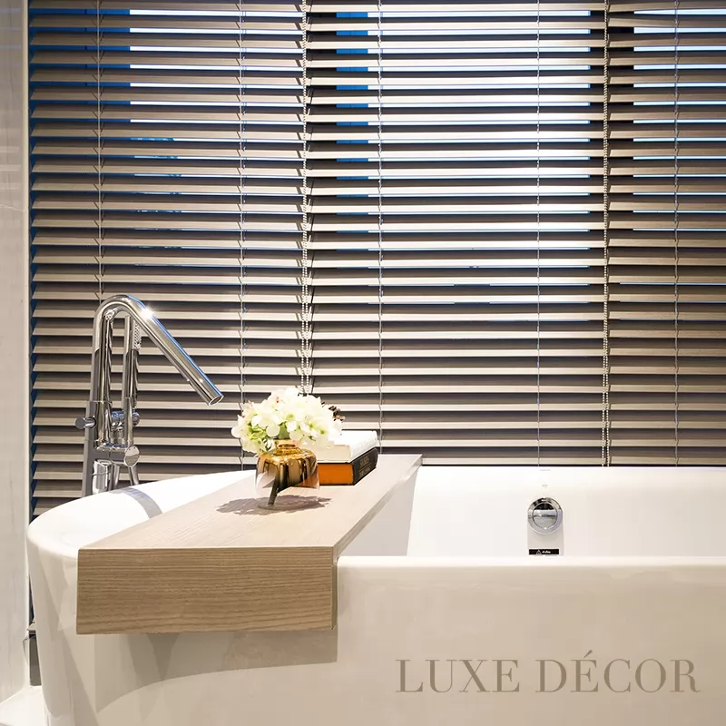 ม่านห้องน้ำ เลือกอย่างไรให้สวยงาม อยู่ได้นาน ไร้คราบสกปรกกวนใจ!